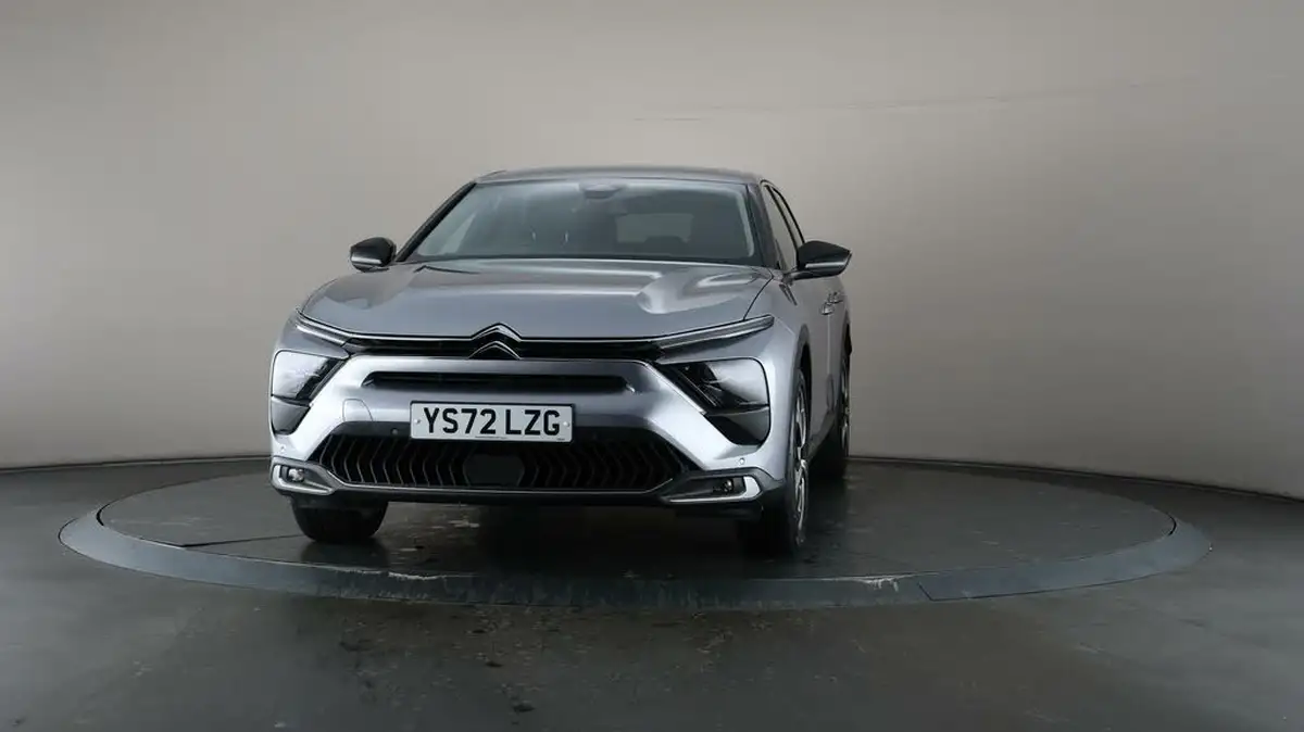 2022-citroen-c5-x-12-puretech-sense-plus-big-38