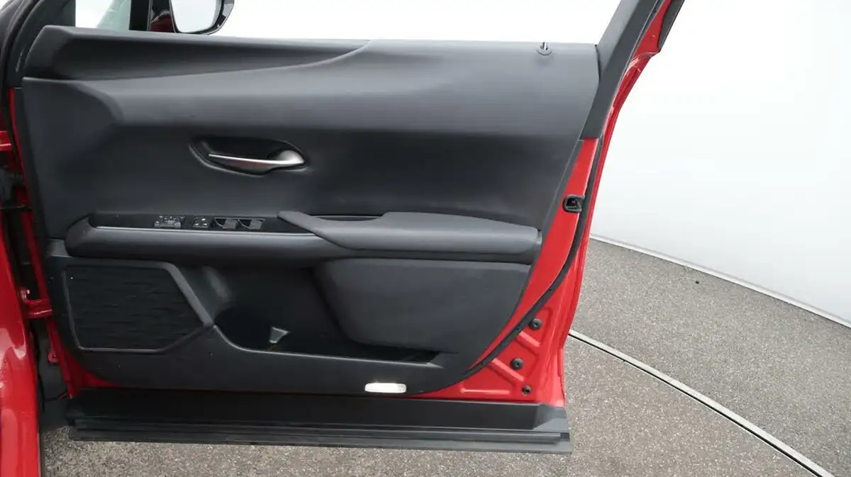 2019-lexus-ux-250h-20-ux-premium-pack-without-navigation-big-15