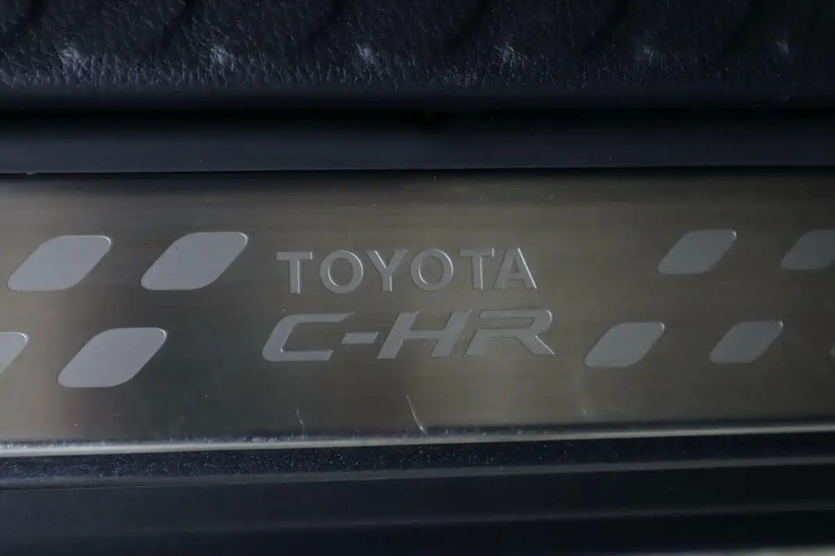 2021-toyota-c-hr-20-vvt-i-design-big-47