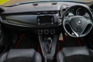 2018-alfa-romeo-giulietta-17-veloce-small-1
