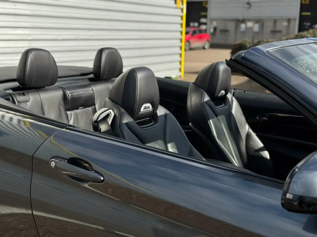 2014-bmw-4-series-30-m4-convertible-m-dct-big-14