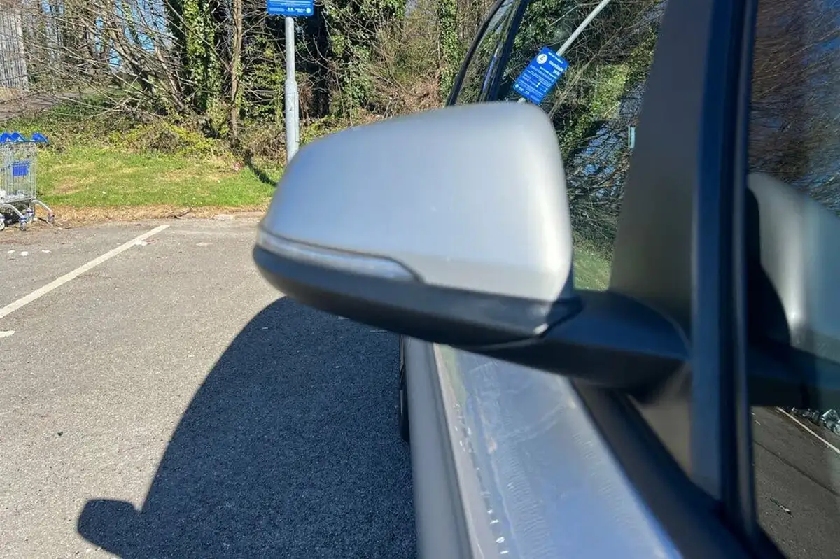 2019-bmw-2-series-15-225xe-phev-sport-premium-big-15