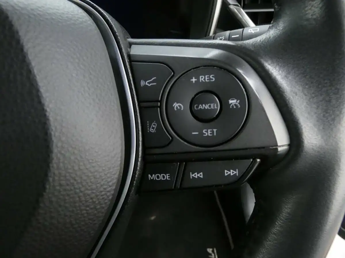 2023-toyota-corolla-18-vvt-i-icon-tech-spare-wheel-touring-sports-5d-big-14
