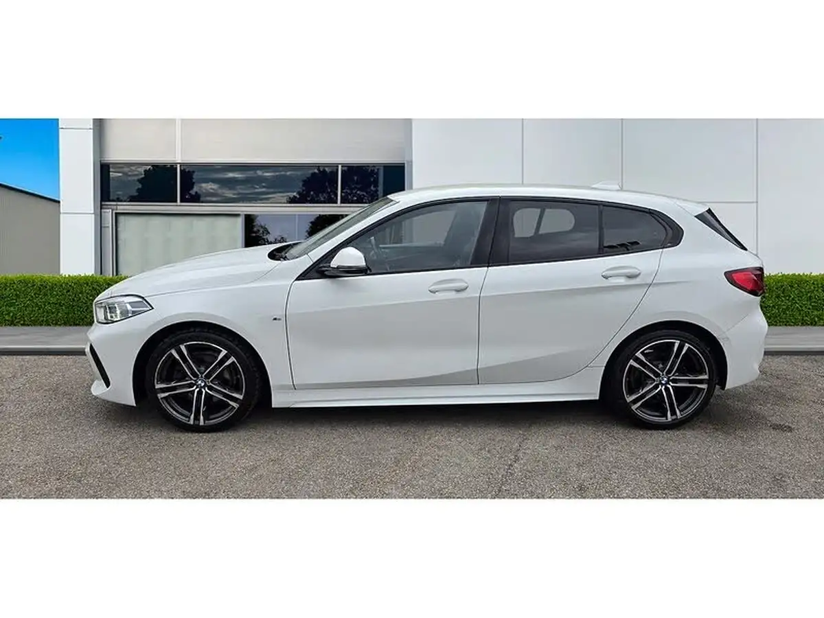 2020-bmw-1-series-20td-118d-m-sport-big-4