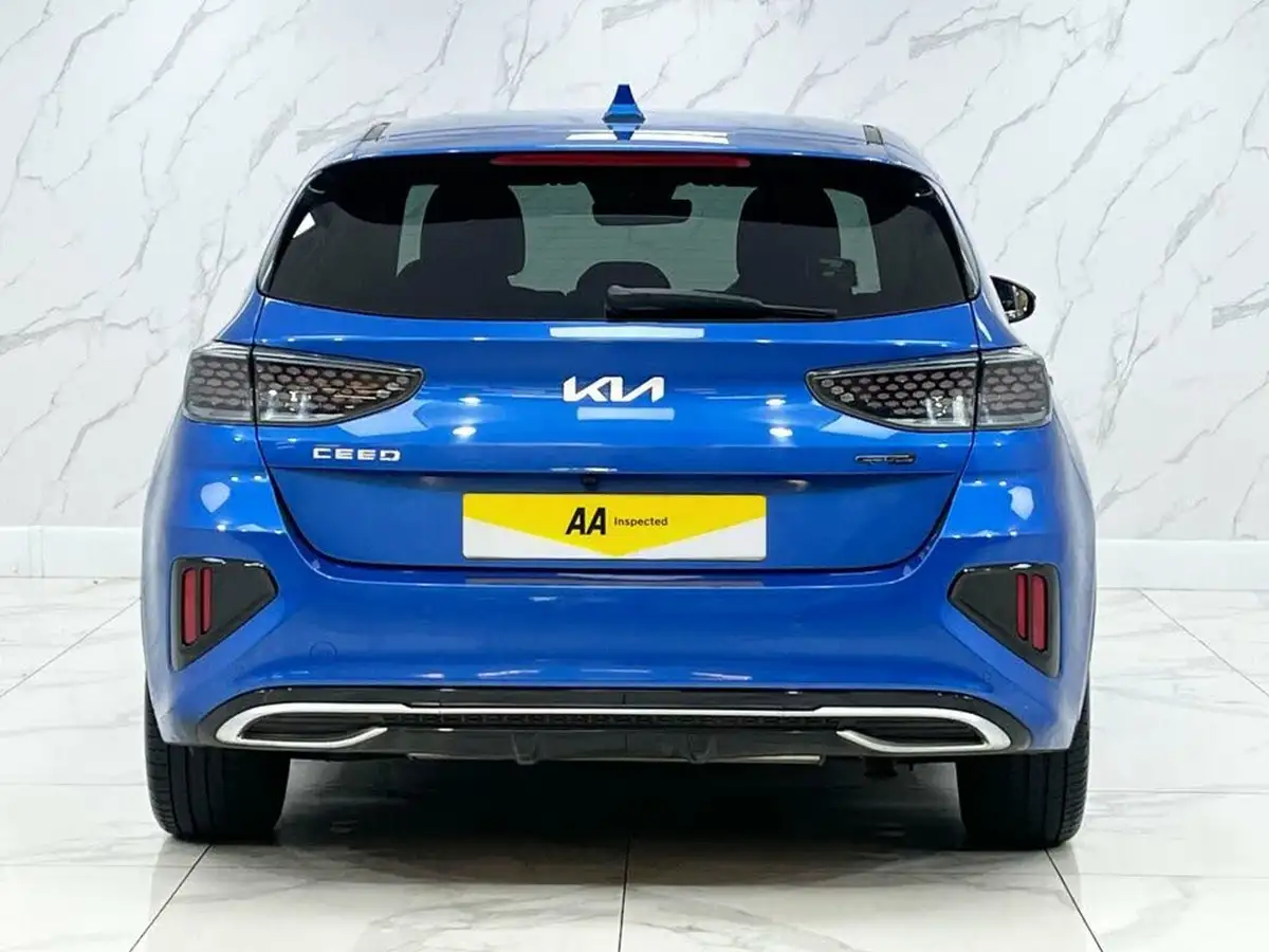 2022-kia-ceed-15-t-gdi-gt-line-big-9