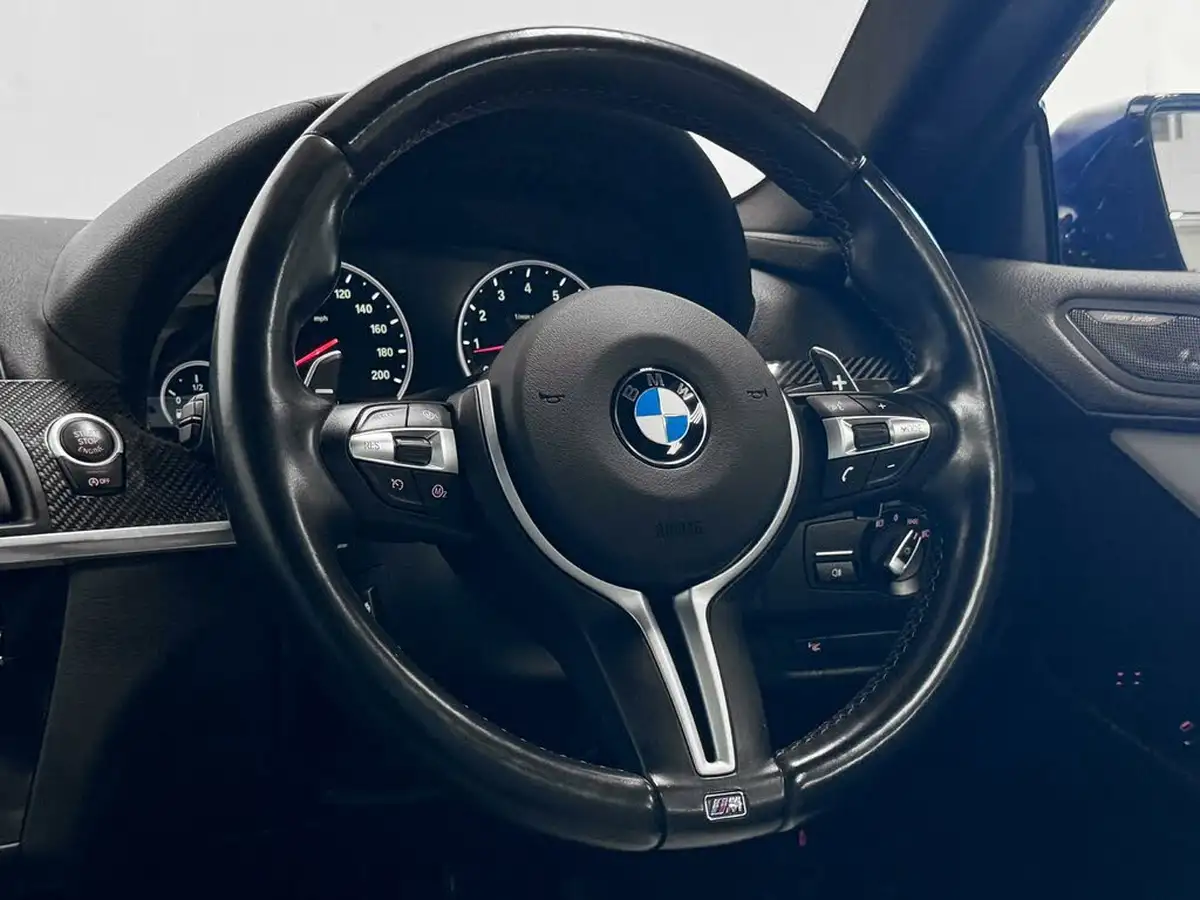 2014-bmw-6-series-44-m6-coupe-2d-big-28