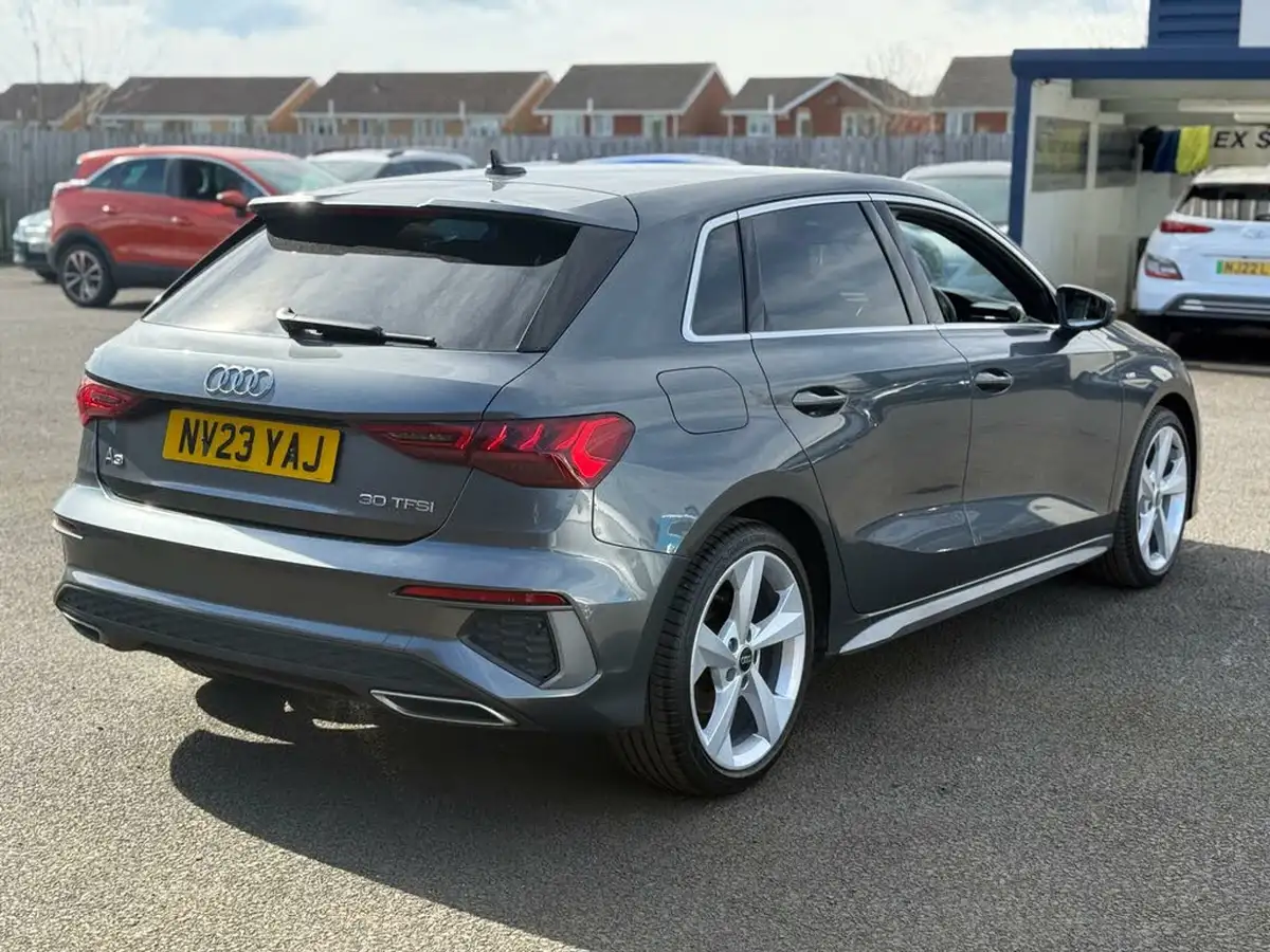 2023-audi-a3-10-30-tfsi-s-line-sportback-5d-tronic-big-9