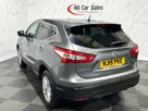 2015-nissan-qashqai-15dci-acenta-premium-small-5