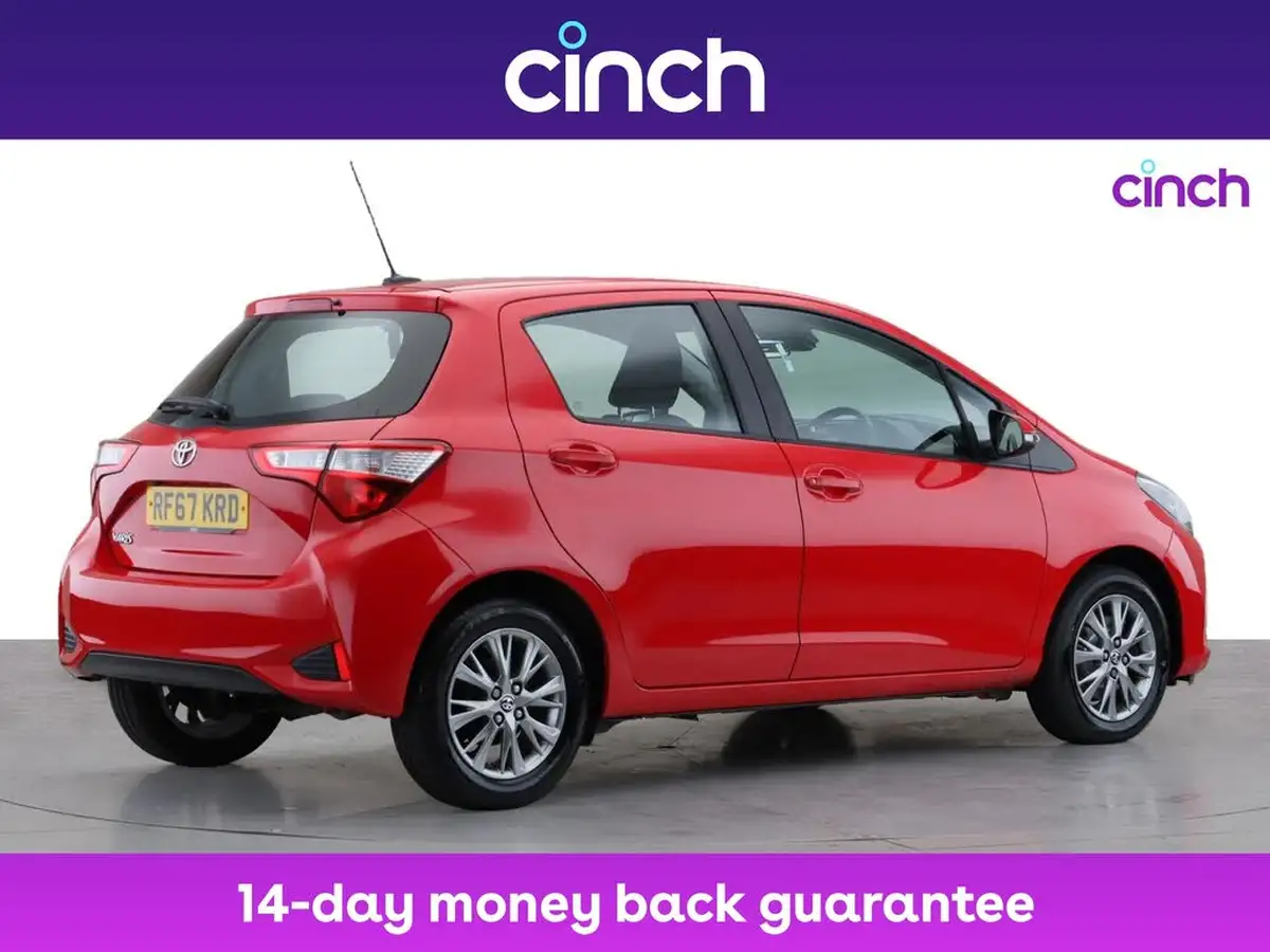 2018-toyota-yaris-15-vvt-i-icon-navi-big-6