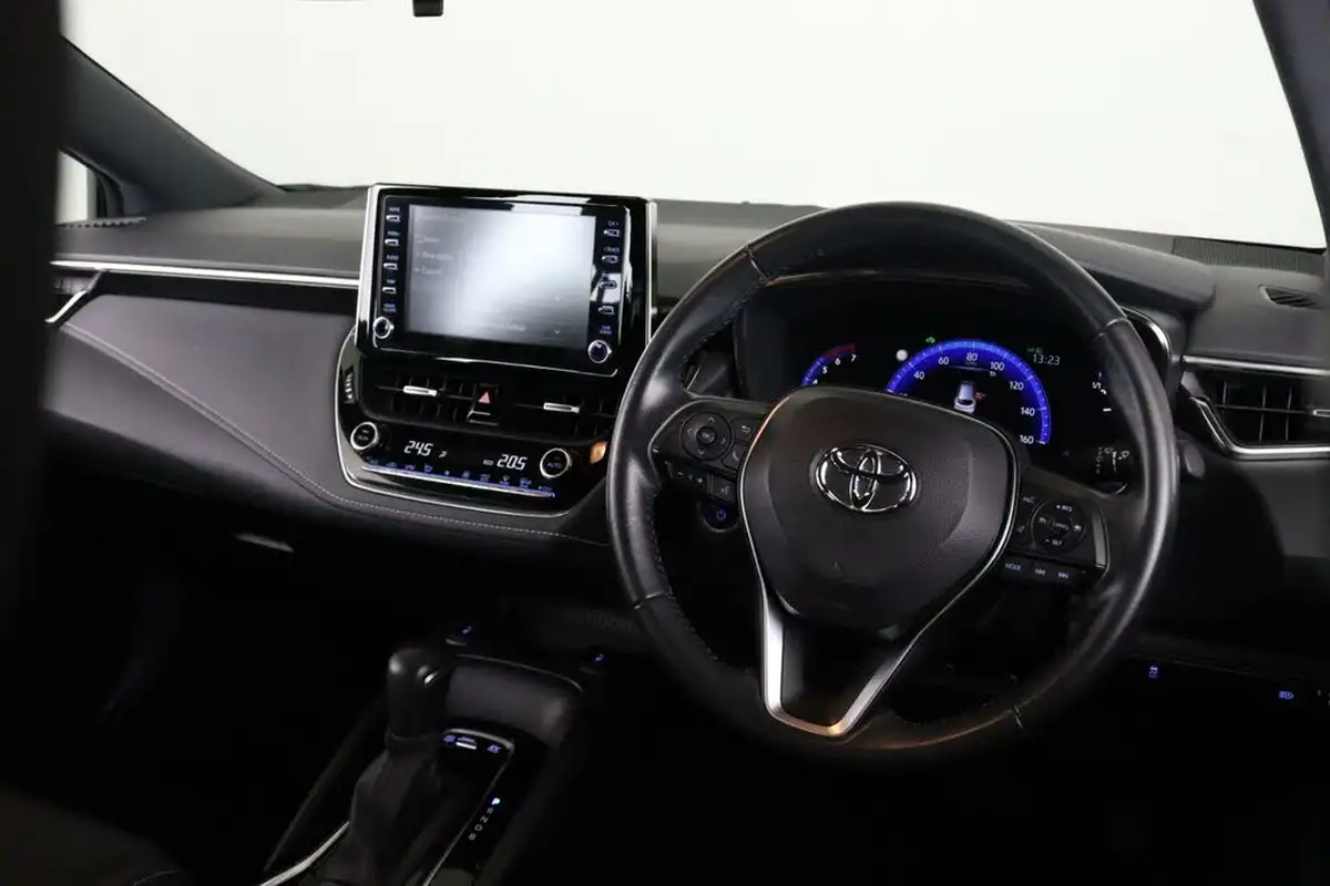 2021-toyota-corolla-18-vvt-i-icon-spare-wheel-touring-sports-5d-big-14