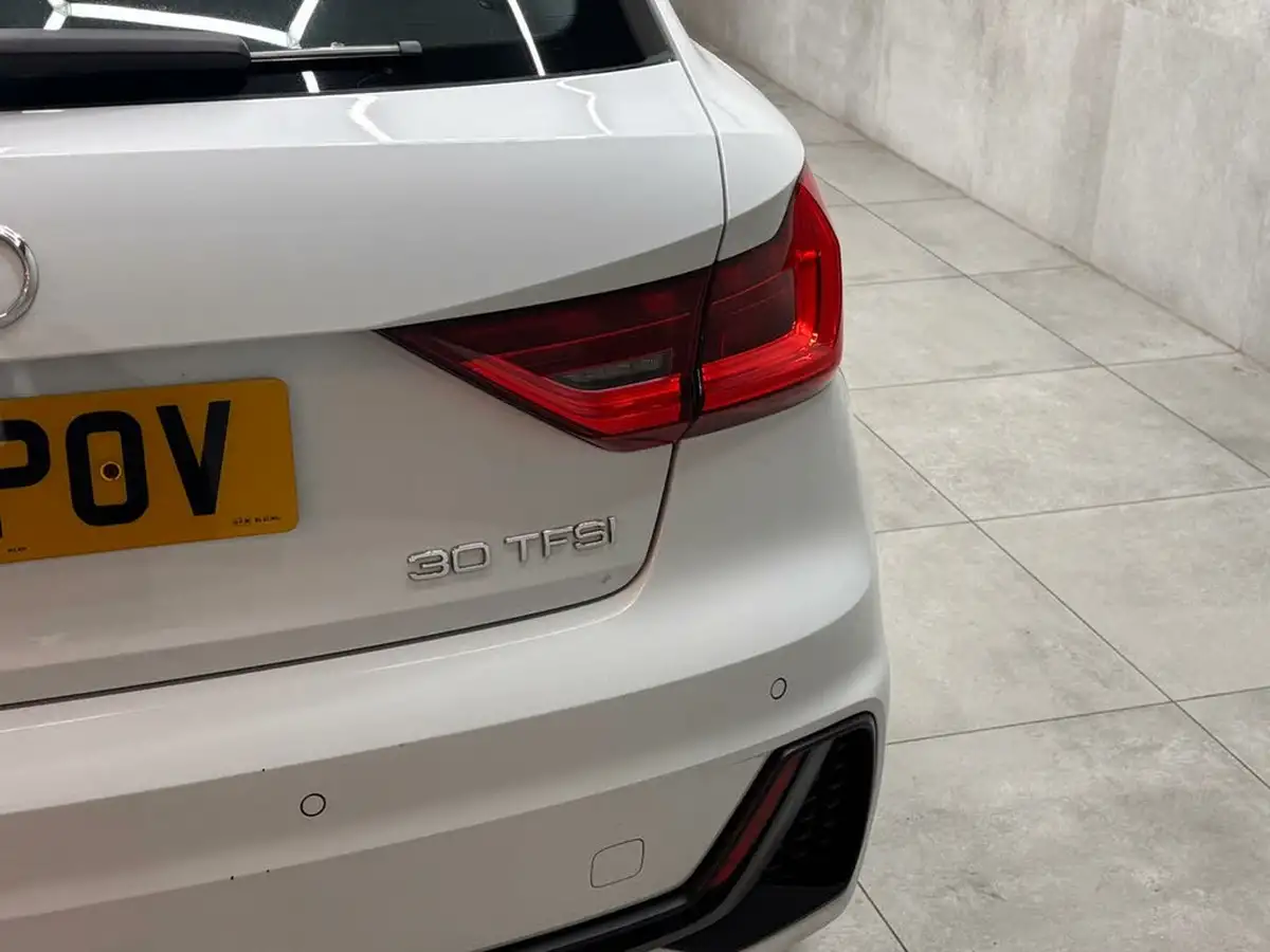 2019-audi-a1-10-30-tfsi-s-line-tronic-big-10