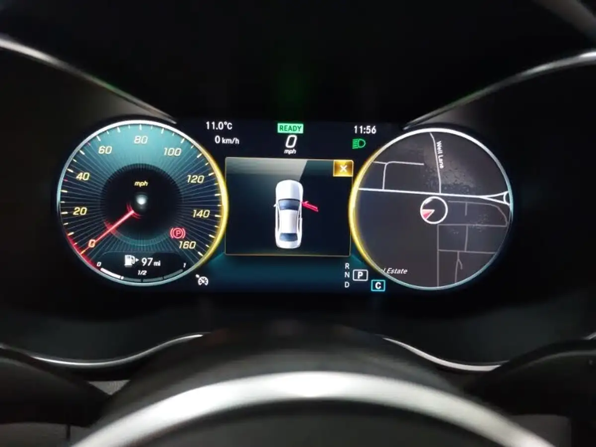 2019-mercedes-benz-c-class-15-c200-sport-premiumss-saloon-4d-big-10