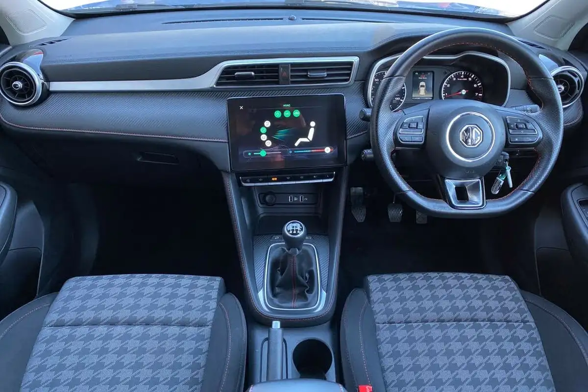 2023-mg-zs-suv-15-vti-tech-excite-big-10