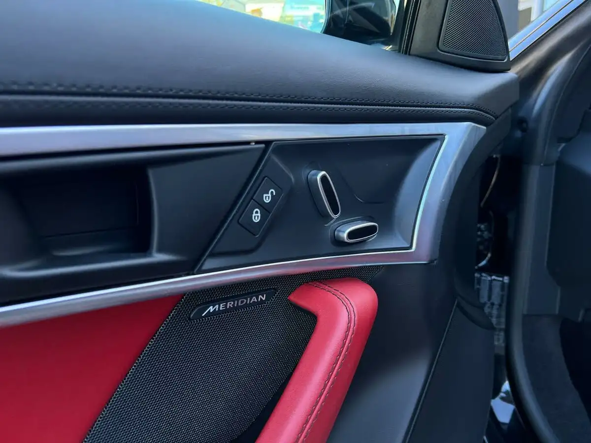 2021-jaguar-f-type-big-46