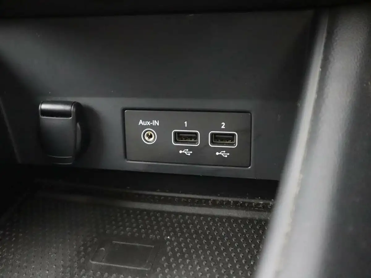 2021-renault-captur-16-s-edition-145ps-hybrid-big-18