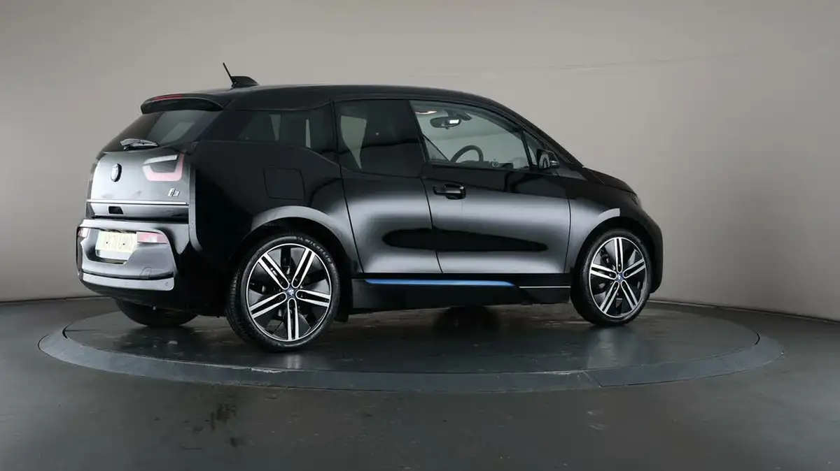 2022-bmw-i3-e-120-ah-big-57