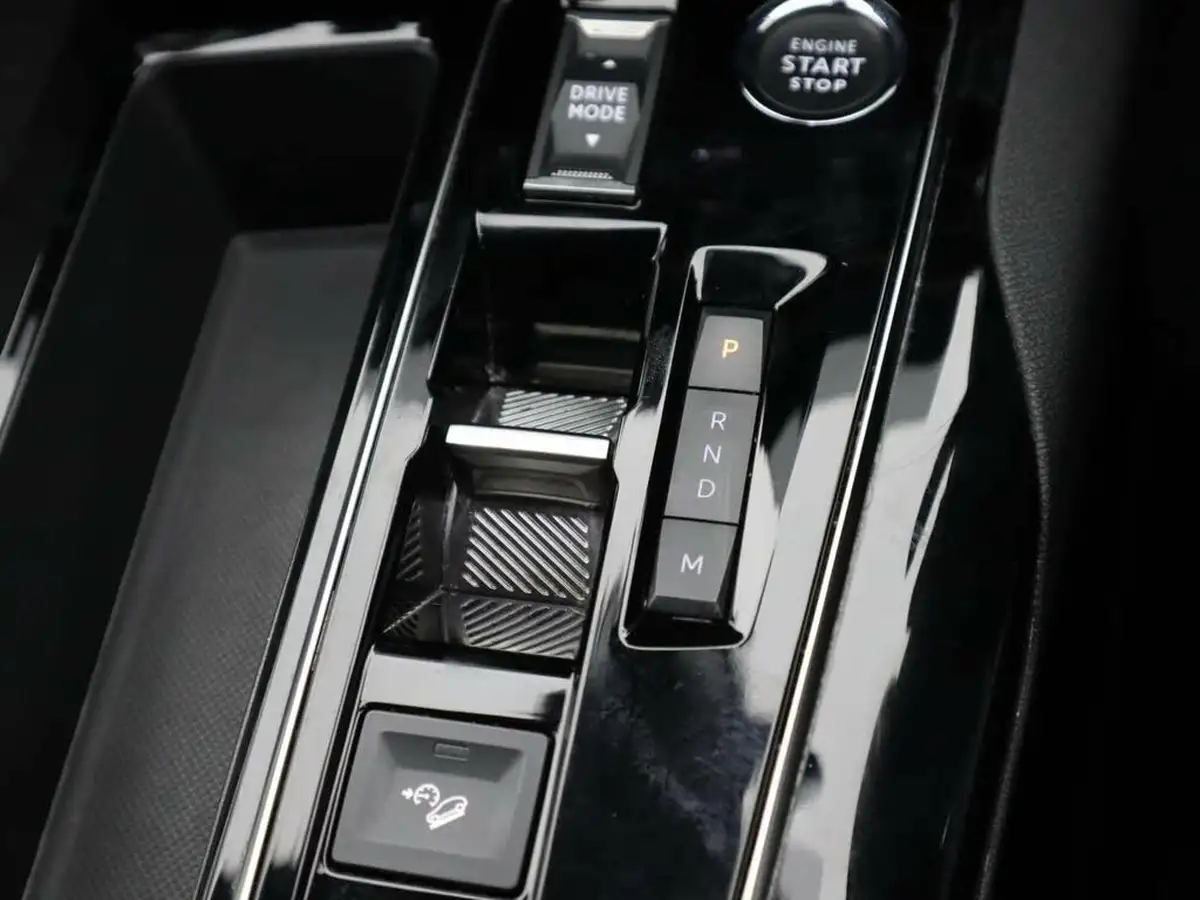 2024-peugeot-5008-suv-15-bluehdi-gt-130ps-big-22