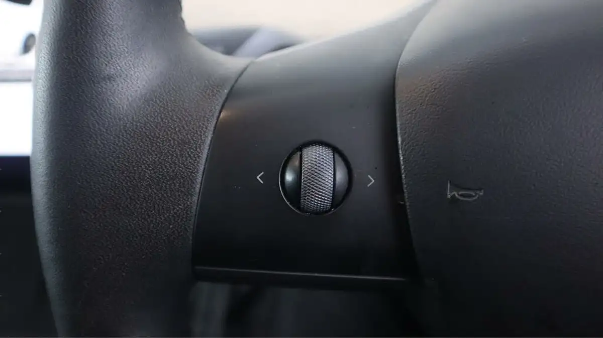 2021-tesla-model-3-e-long-range-awd-big-22