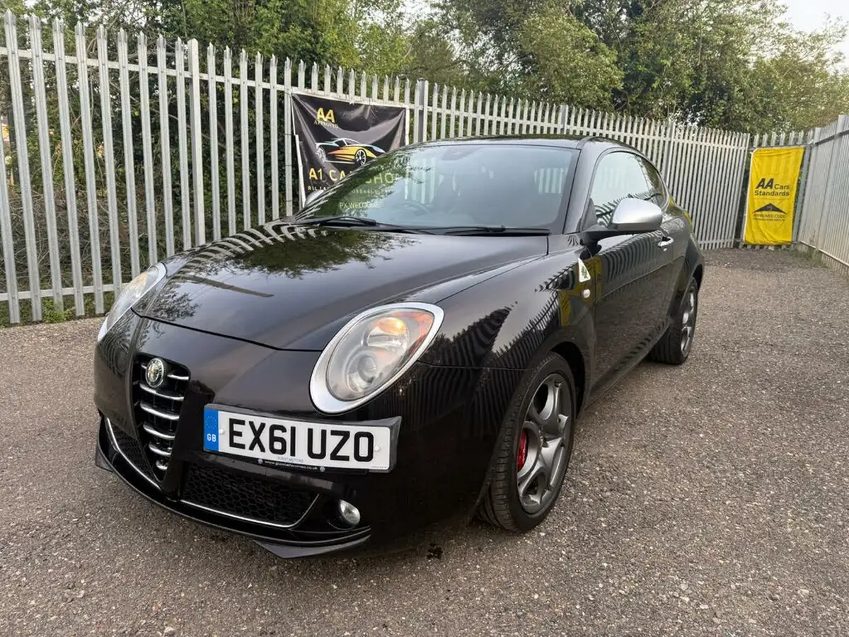 2011-alfa-romeo-mito-14-quadrifoglio-verde-big-2