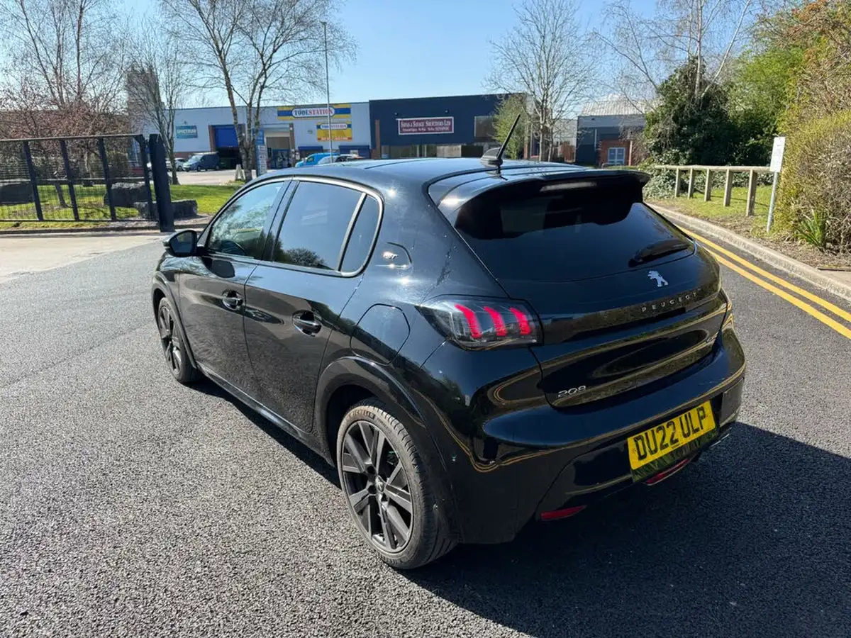 2022-peugeot-208-12-puretech-gt-premium-130bhp-eat8-big-4