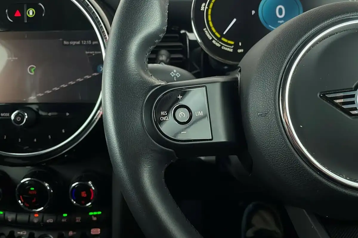 2023-mini-cooper-e-cooper-s-2-big-14