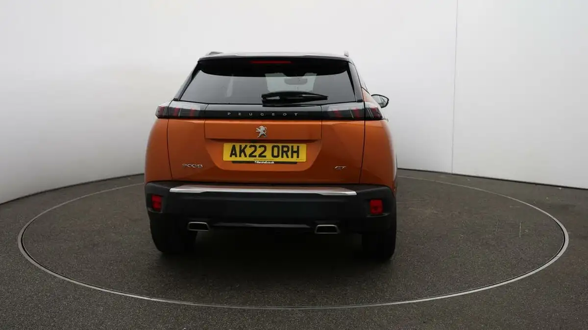2022-peugeot-2008-suv-12-puretech-gt-big-52