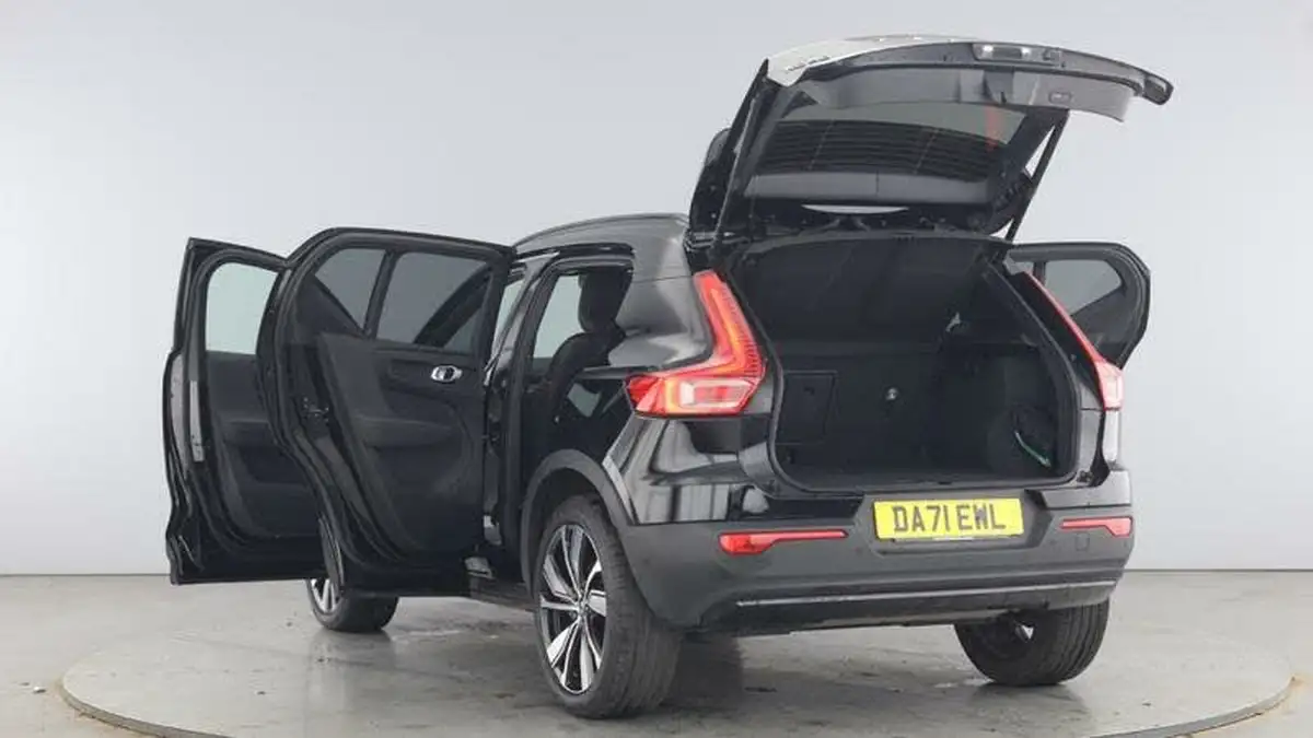 2021-volvo-xc40-15-t5-r-design-pro-258bhp-big-10
