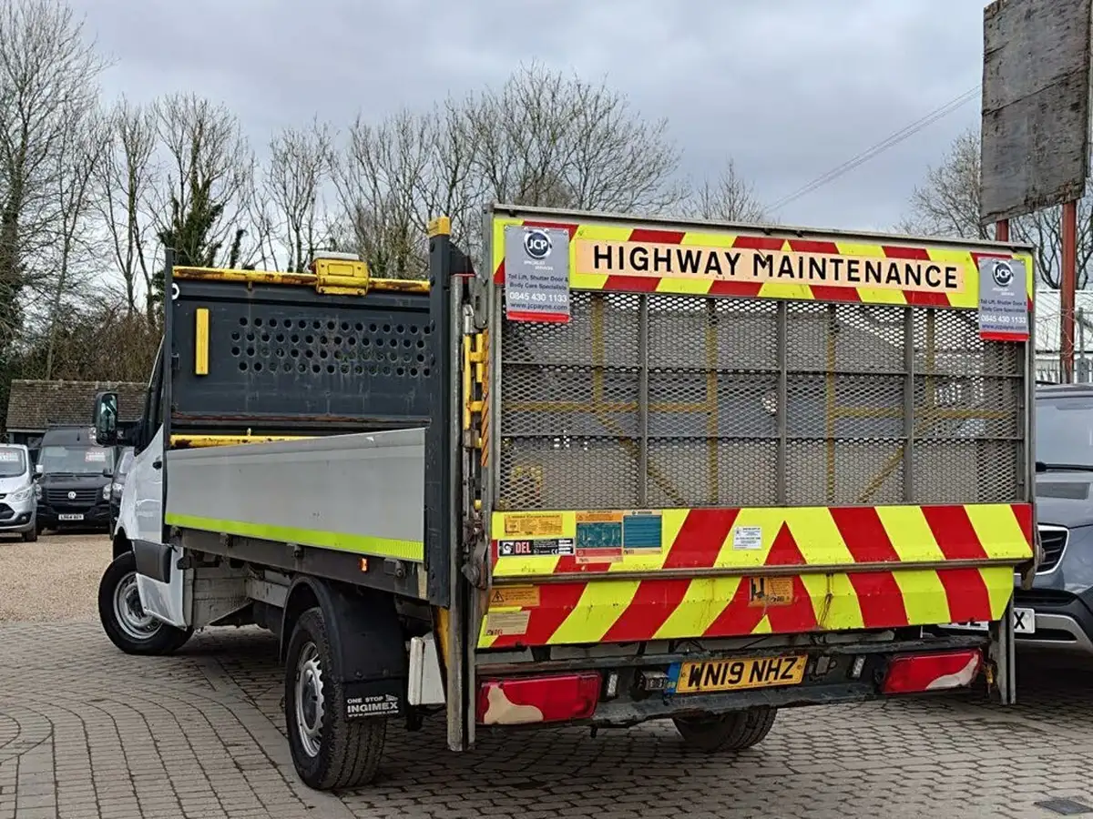 2019-mercedes-benz-sprinter-21cdi-314-l3h1-143pseu6b-chassis-cab-rwd-eco-gear-360-big-3