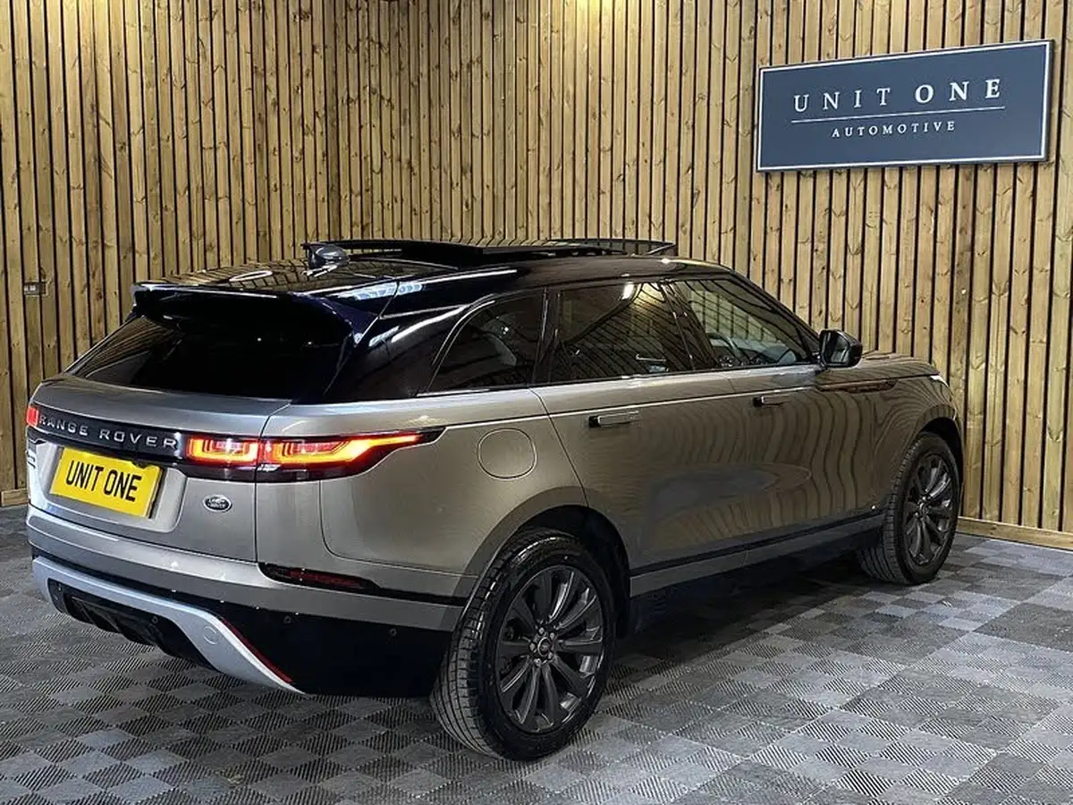 2017-land-rover-range-rover-velar-20-d240-r-dynamic-se-big-3