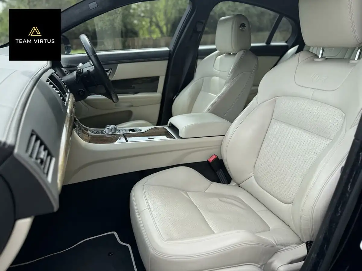 2013-jaguar-xf-50-xfr-big-21