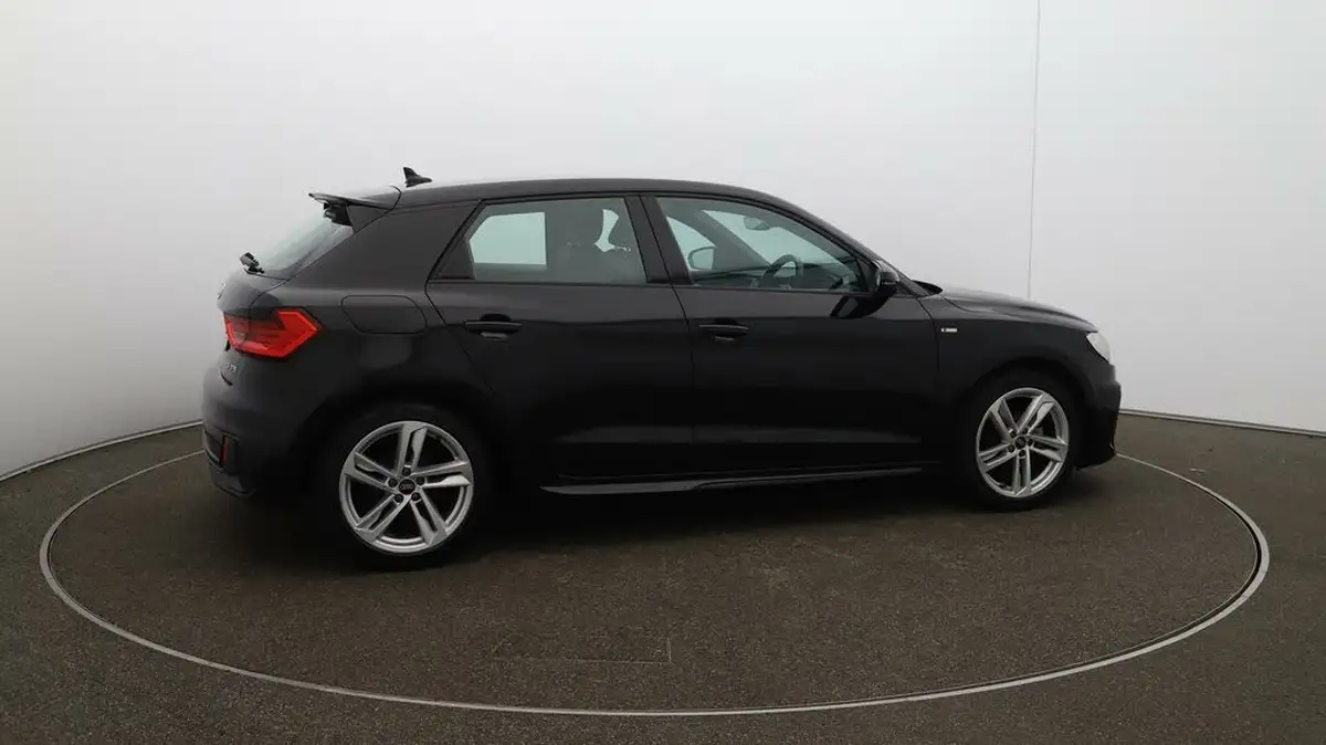 2022-audi-a1-10-25-tfsi-s-line-big-46