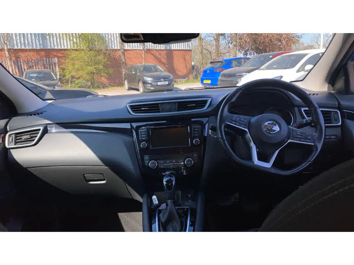 2019-nissan-qashqai-13-dig-t-n-connecta-160ps-propilotheat-pack-dct-big-9