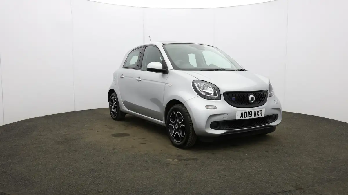 2019-smart-forfour-eq-prime-premium-big-38