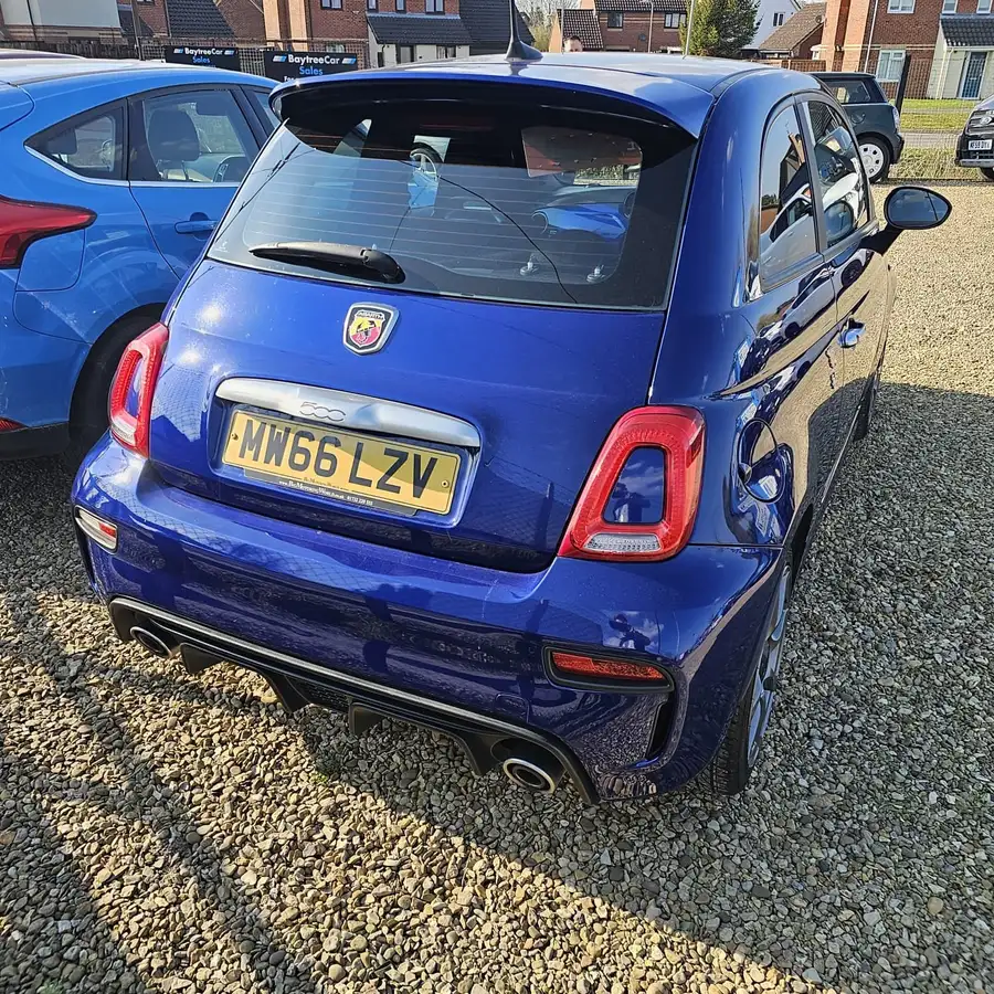 2016-abarth-595-14-tjet-big-8