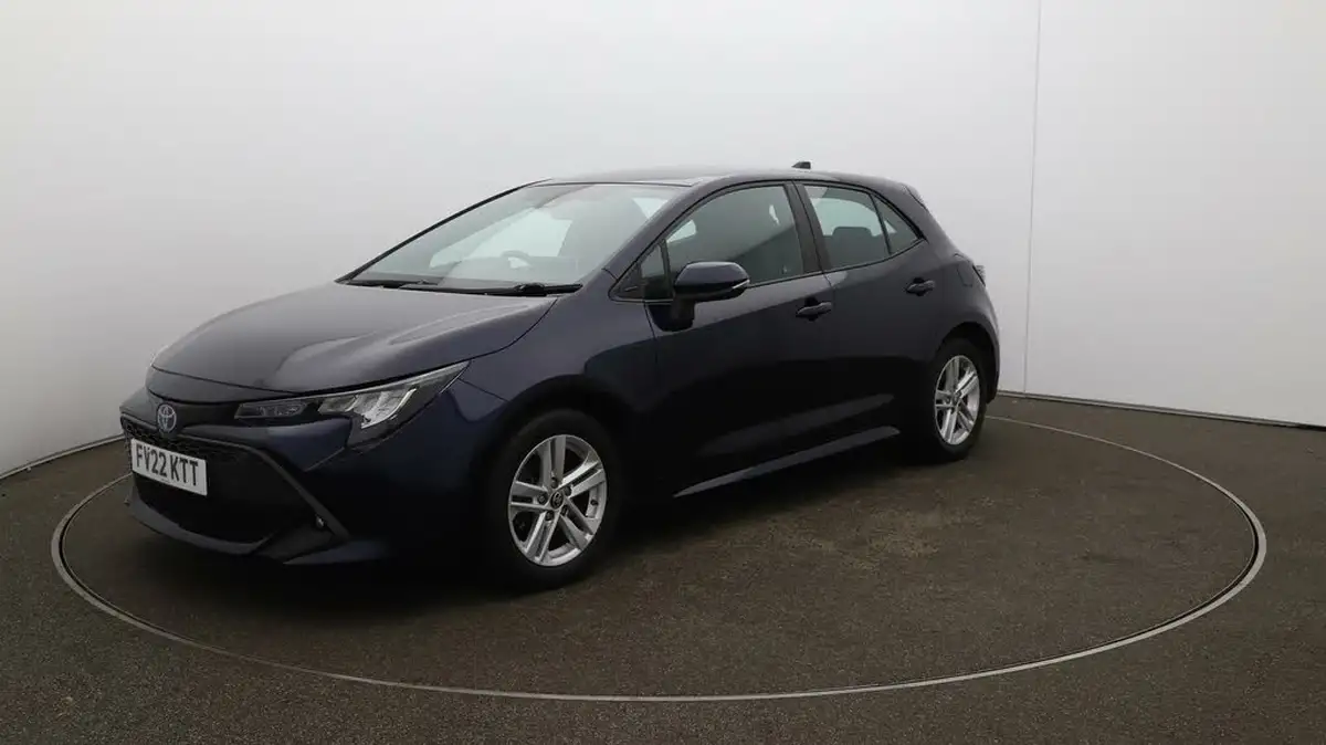 2022-toyota-corolla-18-vvt-i-icon-tech-trk-hatchback-5d-big-3