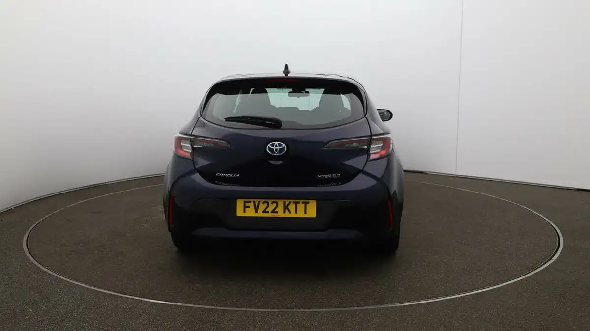 2022-toyota-corolla-18-vvt-i-icon-tech-trk-hatchback-5d-big-48