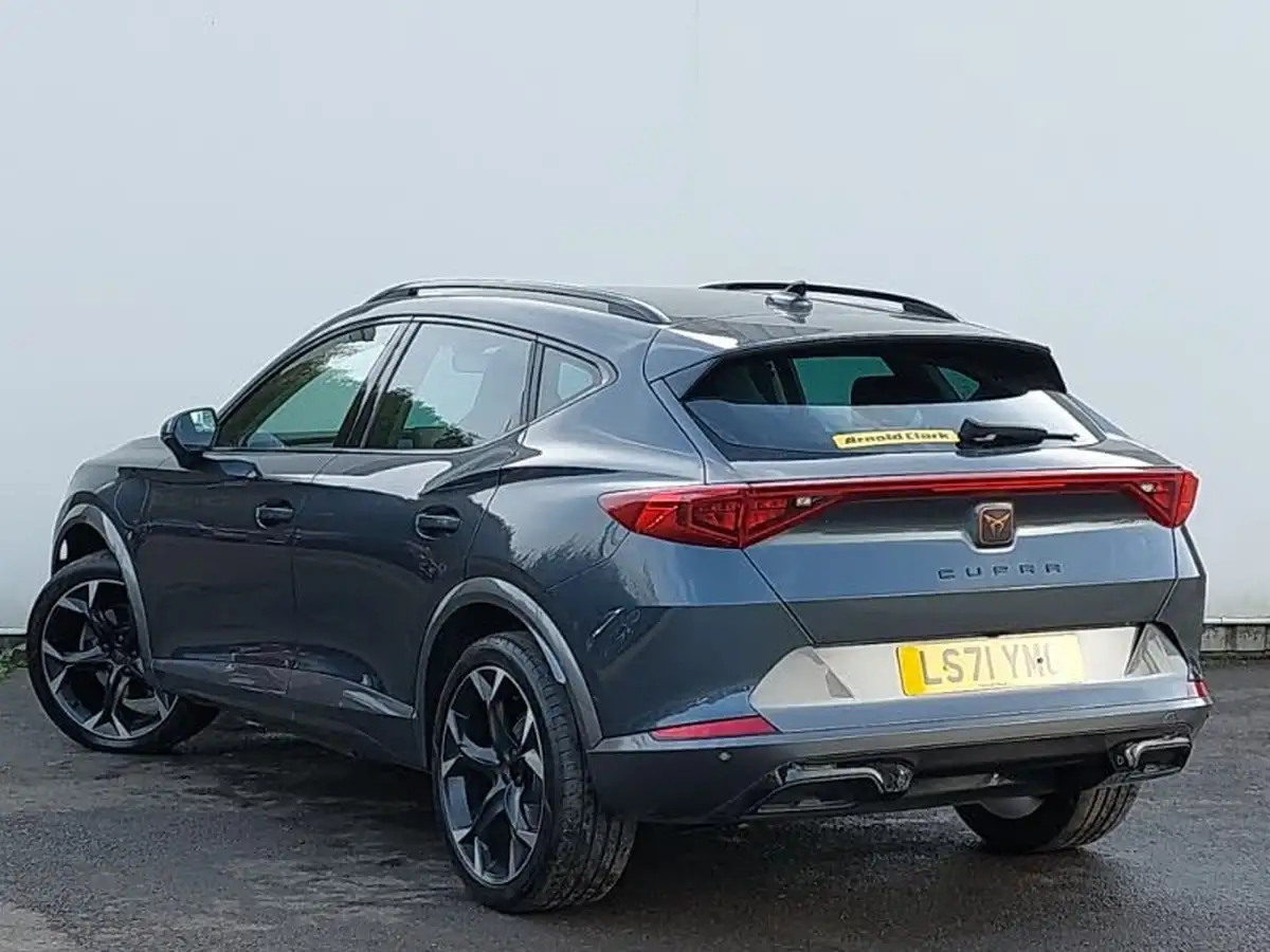 2021-cupra-formentor-14-e-hybrid-v2-big-1