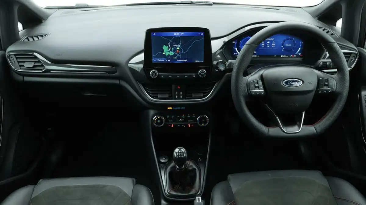 2023-ford-fiesta-10t-st-line-x-100ps-big-13