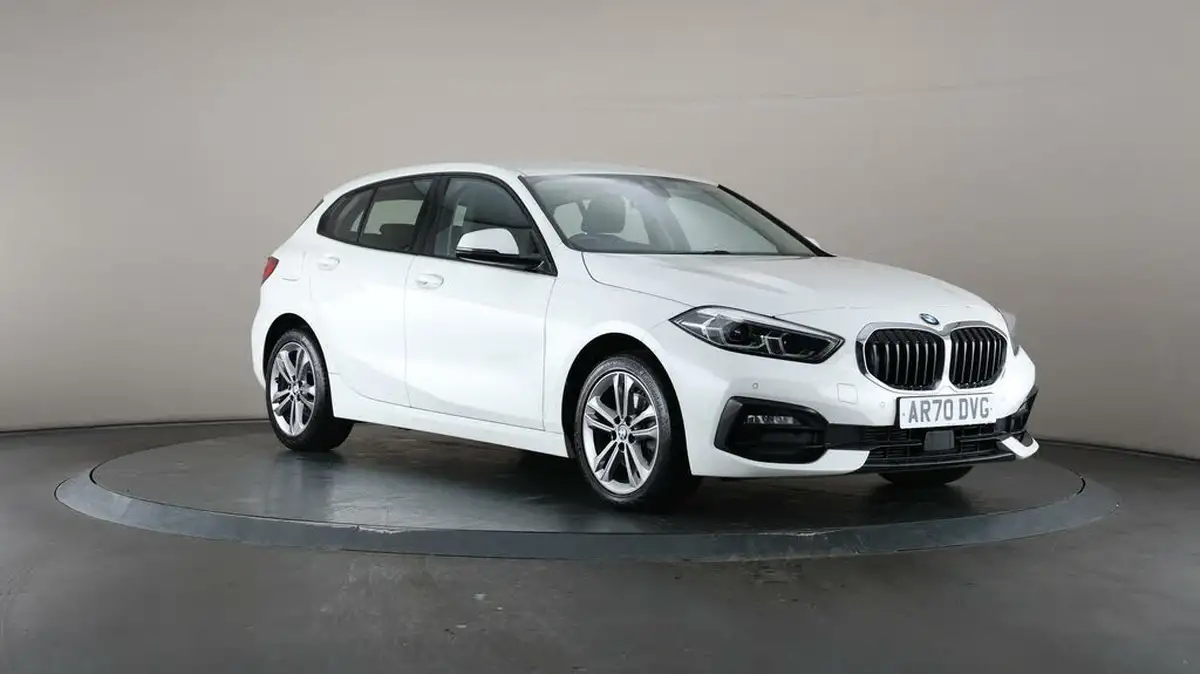 2021-bmw-1-series-15td-116d-sport-lcp-big-46