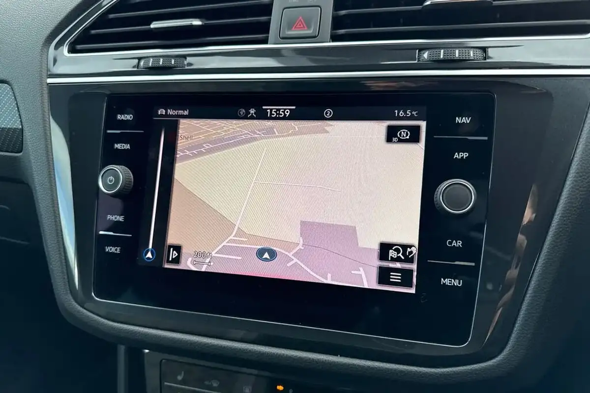 2022-volkswagen-tiguan-15-tsi-r-line-big-49