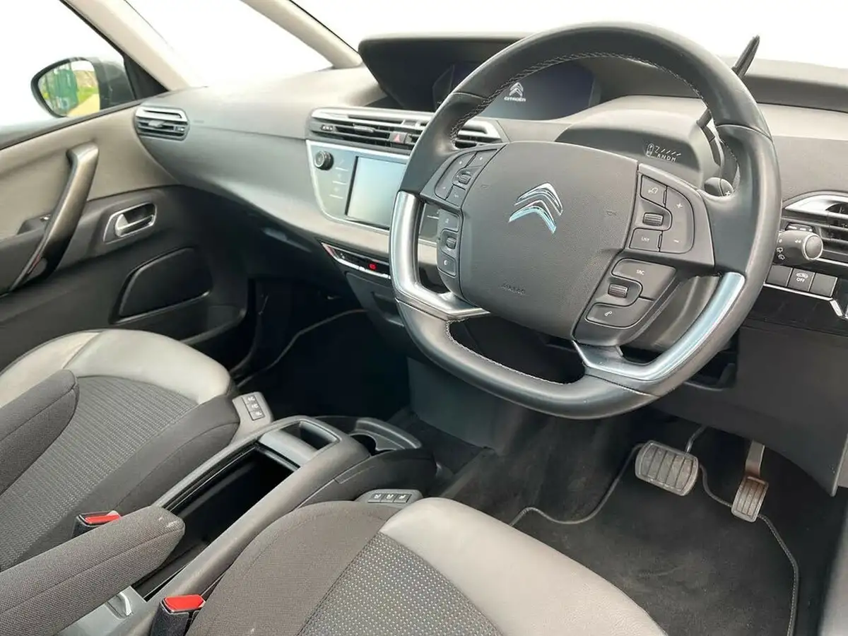 2019-citroen-grand-c4-spacetourer-12-puretech-flair-plus-eat8-big-4