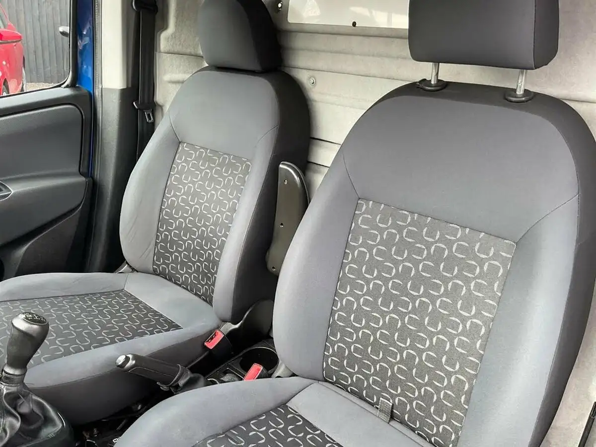 2014-fiat-doblo-cargo-13jtd-sx-tecnico-big-12
