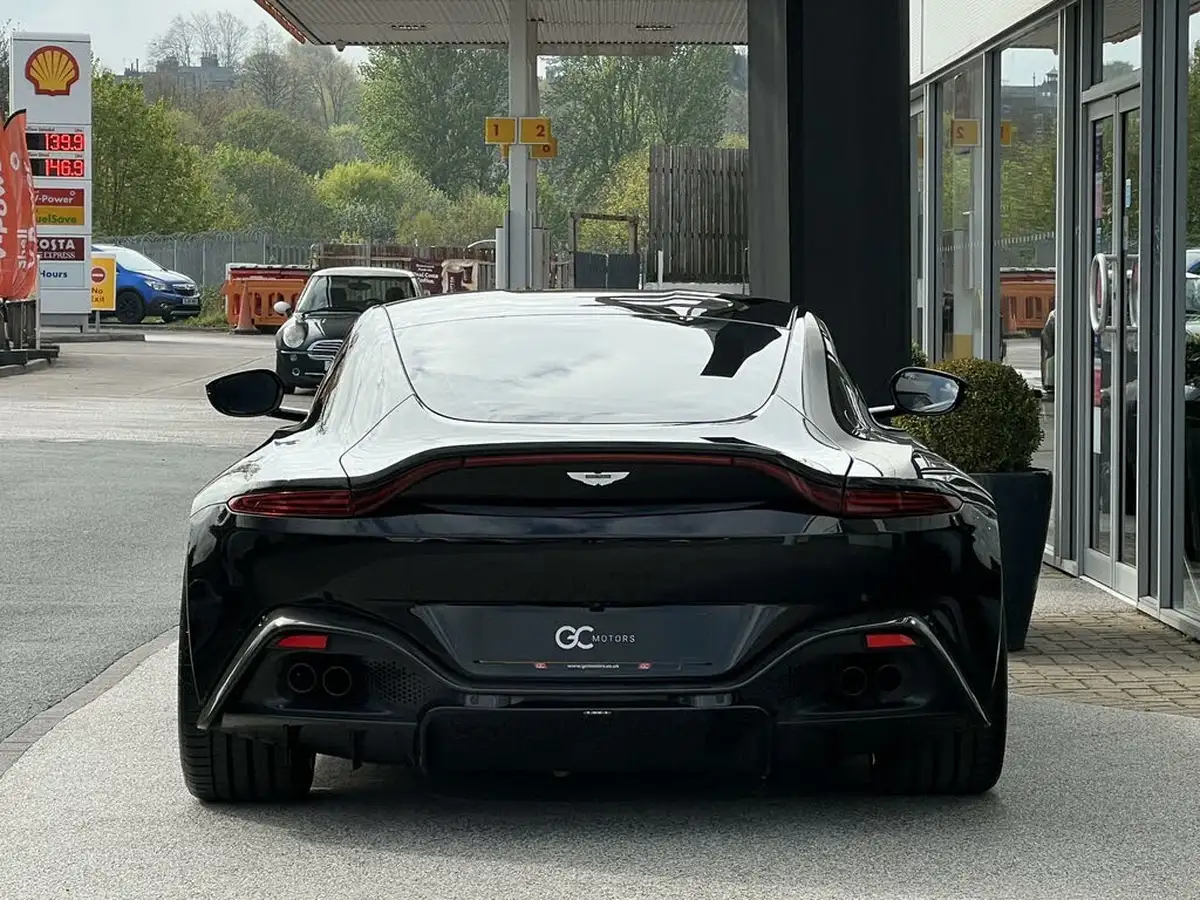 2020-aston-martin-vantage-40-v8-vantage-coupe-auto-big-5