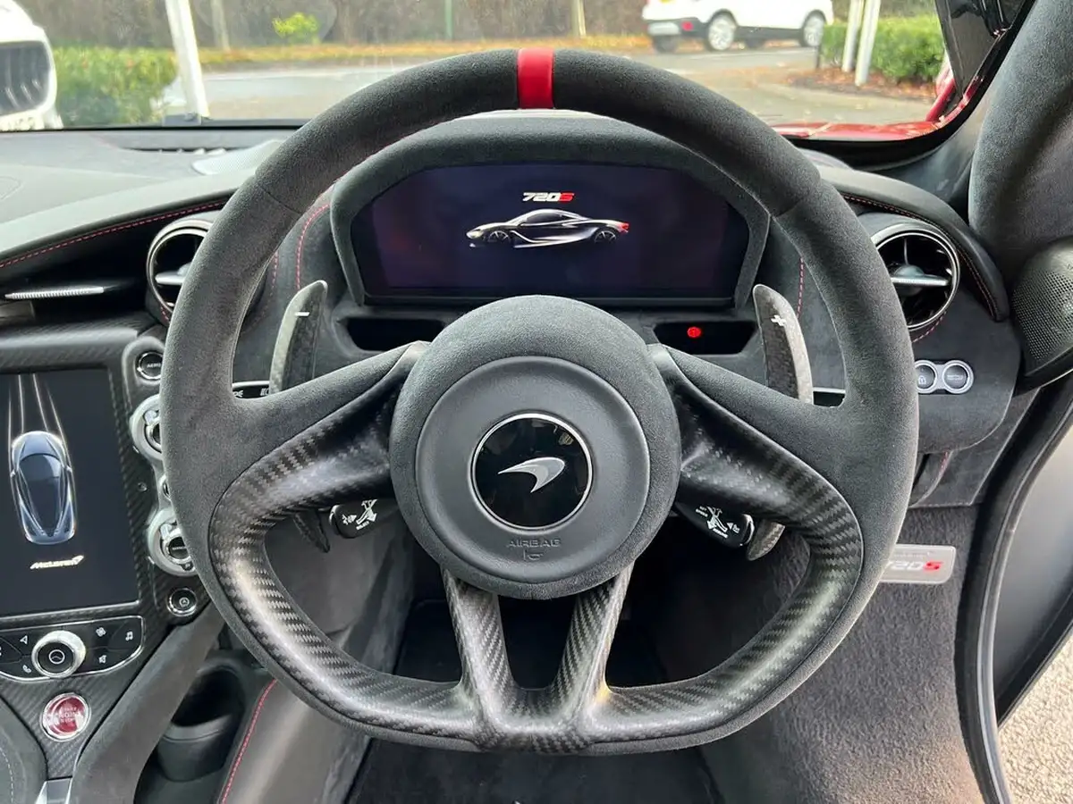 2019-mclaren-720s-40-luxury-big-9