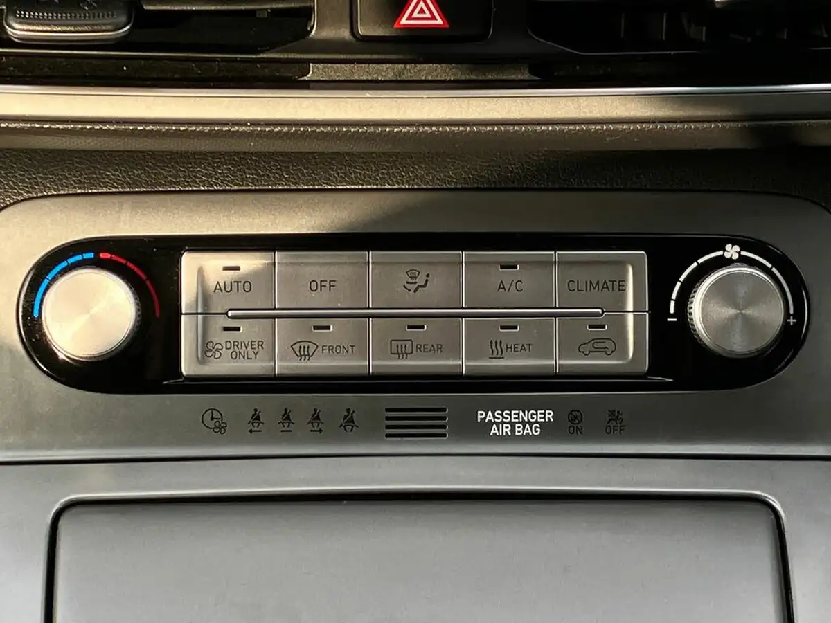 2021-hyundai-kona-e-premium-204ps-64kwh-7kw-obc-big-11
