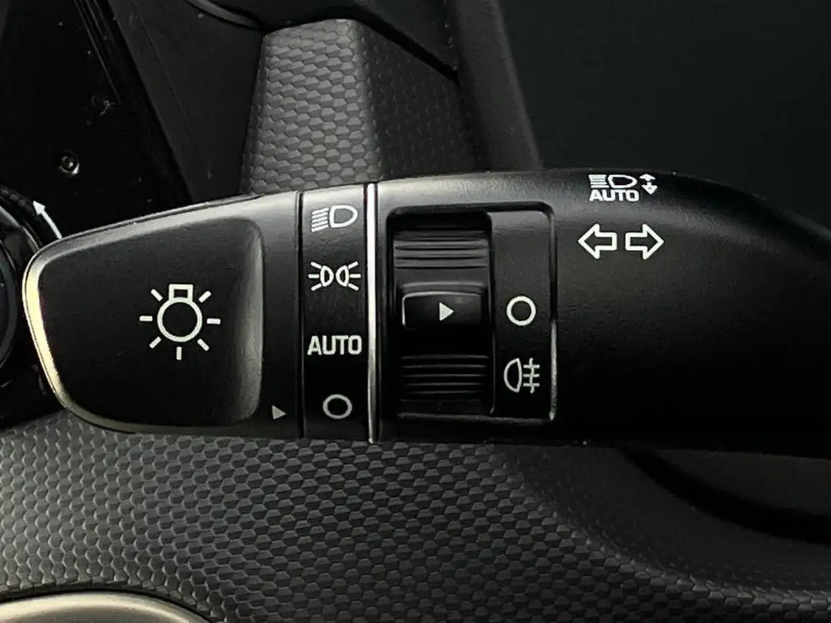 2021-hyundai-kona-e-premium-204ps-64kwh-7kw-obc-big-36