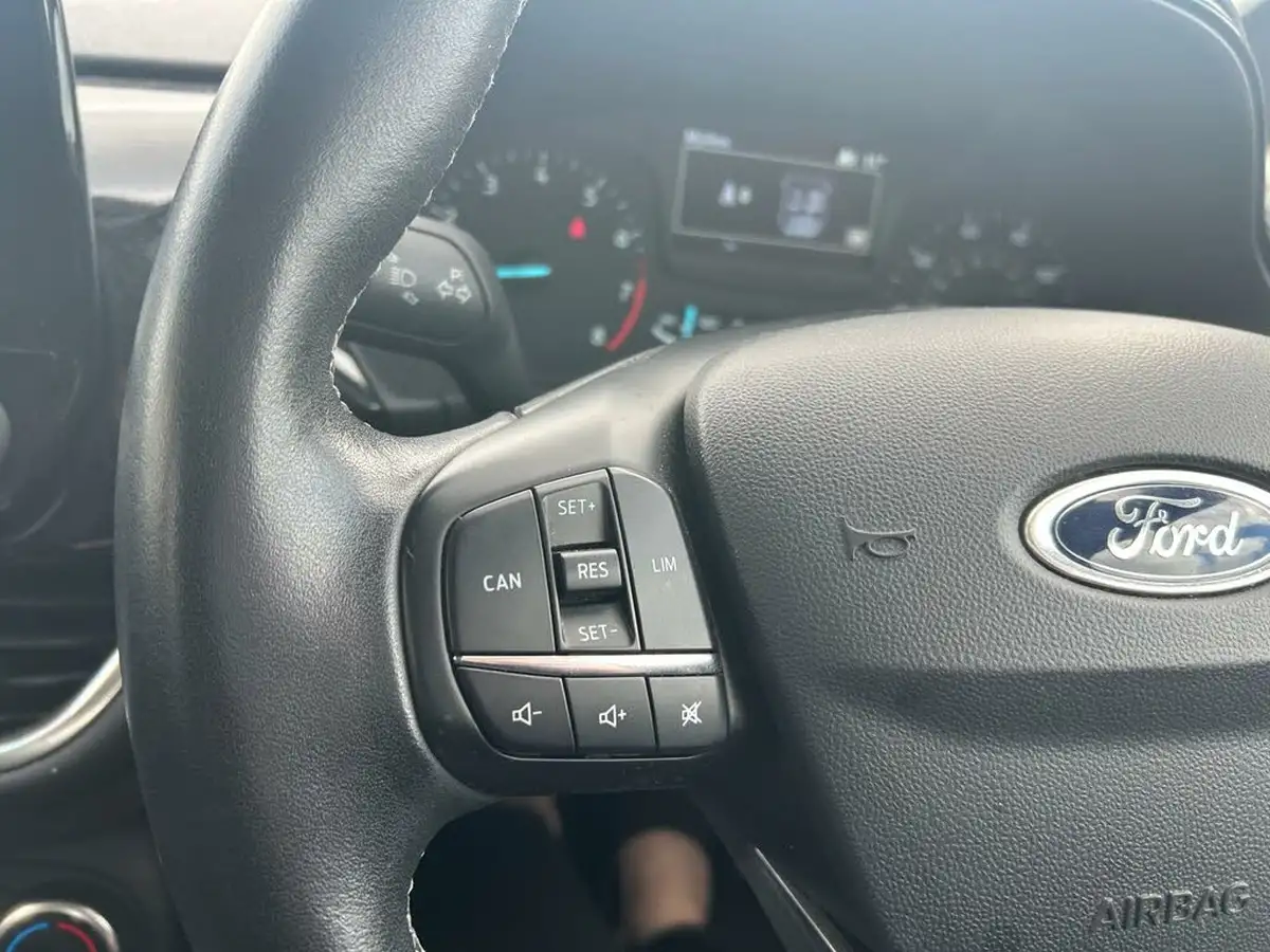 2017-ford-fiesta-11-ti-vct-zetec-5d-big-9