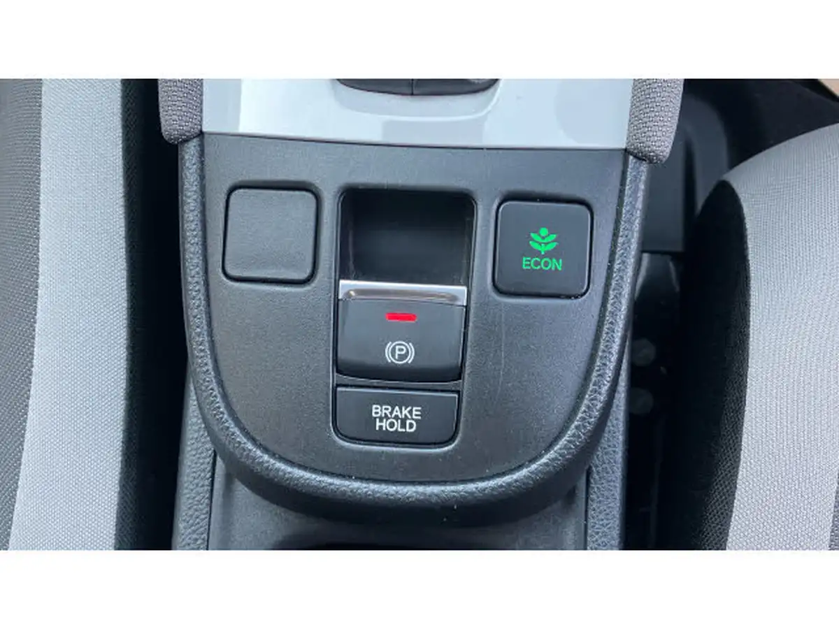 2022-honda-jazz-15-i-mmd-ex-109ps-big-32