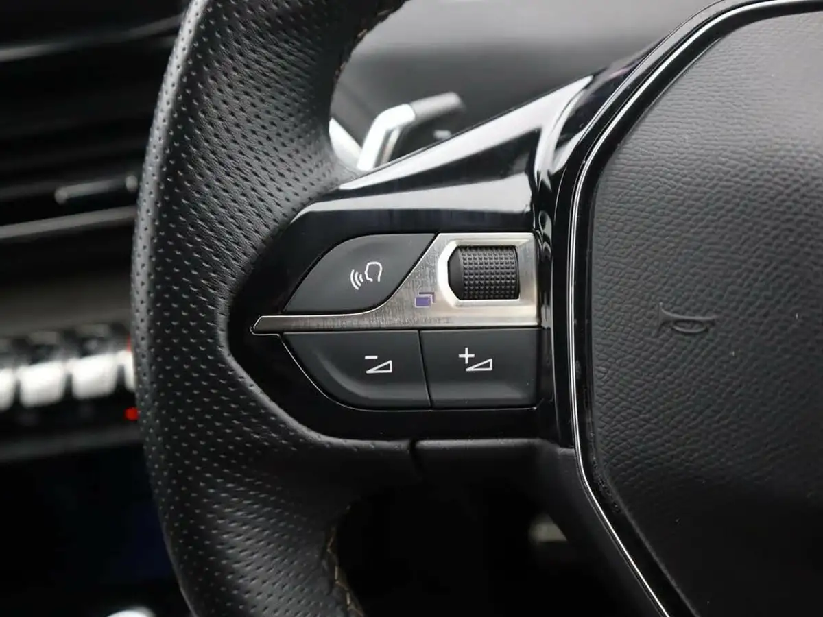 2021-peugeot-3008-suv-15-bluehdi-gt-premium-big-24