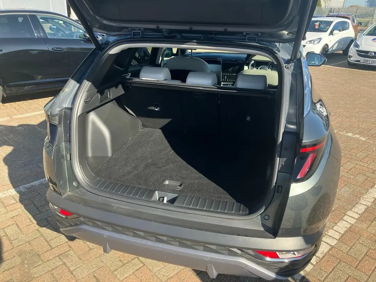 2022-hyundai-tucson-16-t-gdi-ultimate-150ps-big-19